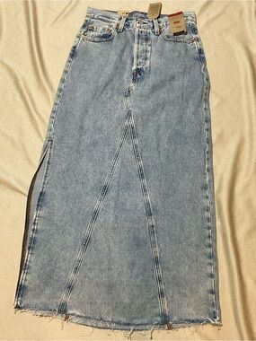 Levi's Light Blue Denim Midi Skirt with Front Seam Detail